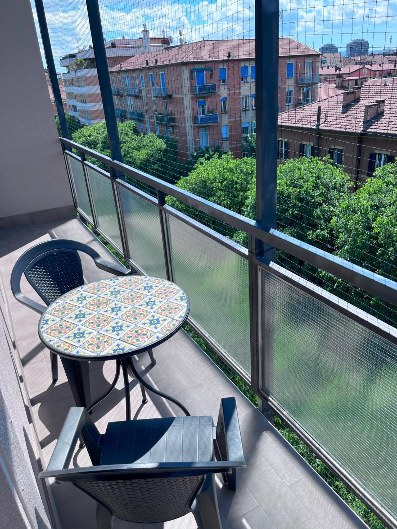 B&Bononia View Болонья Экстерьер фото