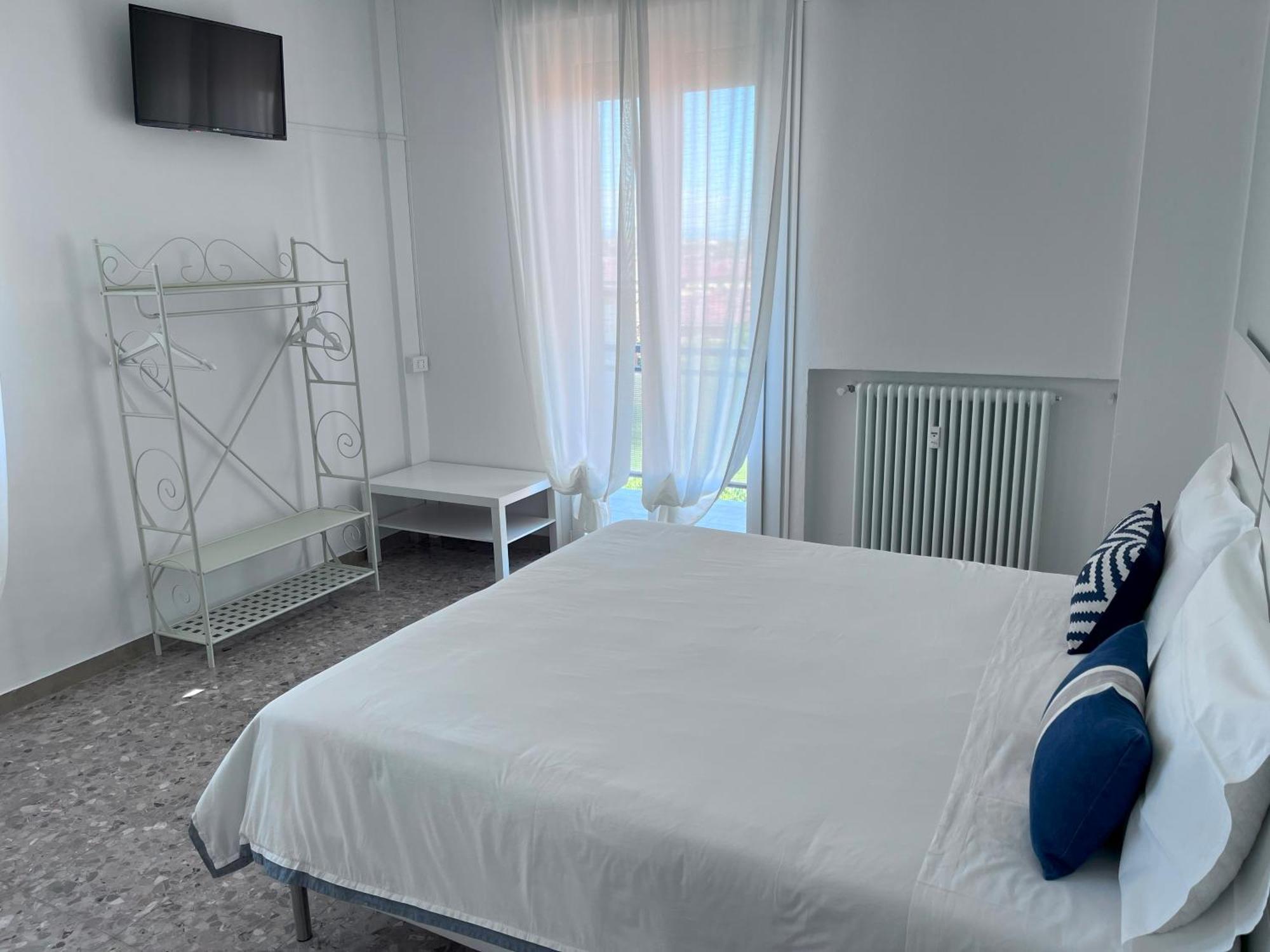 B&Bononia View Болонья Экстерьер фото